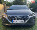 Серый Хендай Ioniq, объемом двигателя 1.58 л и пробегом 46 тыс. км за 19900 $, фото 2 на Automoto.ua