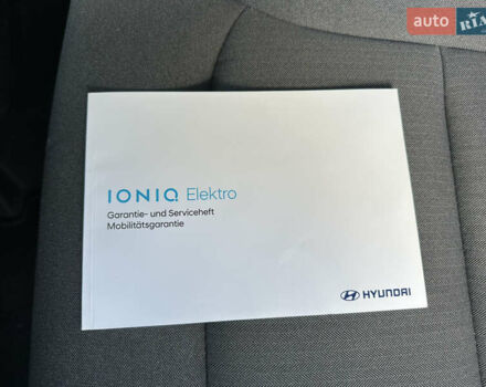 Серый Хендай Ioniq, объемом двигателя 0 л и пробегом 70 тыс. км за 15800 $, фото 34 на Automoto.ua