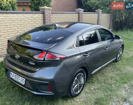 Серый Хендай Ioniq, объемом двигателя 1.58 л и пробегом 46 тыс. км за 19900 $, фото 32 на Automoto.ua