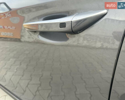 Серый Хендай Ioniq, объемом двигателя 0 л и пробегом 70 тыс. км за 15800 $, фото 12 на Automoto.ua