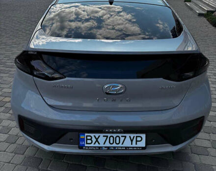 Сірий Хендай Ioniq, об'ємом двигуна 0 л та пробігом 20 тис. км за 19500 $, фото 3 на Automoto.ua