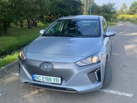 Сірий Хендай Ioniq, об'ємом двигуна 0 л та пробігом 190 тис. км за 11500 $, фото 1 на Automoto.ua