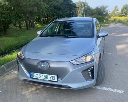 Серый Хендай Ioniq, объемом двигателя 0 л и пробегом 190 тыс. км за 11500 $, фото 1 на Automoto.ua