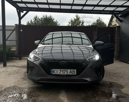 Сірий Хендай Ioniq, об'ємом двигуна 1.6 л та пробігом 222 тис. км за 11500 $, фото 1 на Automoto.ua