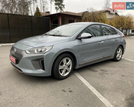 Серый Хендай Ioniq, объемом двигателя 0 л и пробегом 144 тыс. км за 12300 $, фото 1 на Automoto.ua