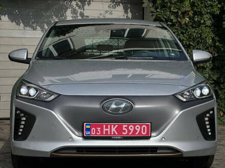 Хендай Ioniq 2017 у Луцьку на Automoto.ua Сірий Хендай Ioniq, об'ємом двигуна 0 л та пробігом 33 тис. км за 13800 $, фото 1 на Automoto.ua