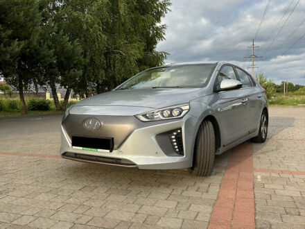 Сірий Хендай Ioniq, об'ємом двигуна 0 л та пробігом 103 тис. км за 13699 $, фото 1 на Automoto.ua