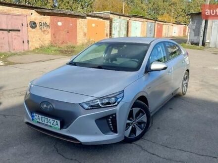 Хендай Ioniq 2017 в Умани на Automoto.ua Серый Хендай Ioniq, объемом двигателя 0 л и пробегом 111 тыс. км за 14800 $, фото 1 на Automoto.ua