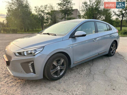 Хендай Ioniq 2017 в Кривом Роге на Automoto.ua Серый Хендай Ioniq, объемом двигателя 0 л и пробегом 79 тыс. км за 13500 $, фото 1 на Automoto.ua