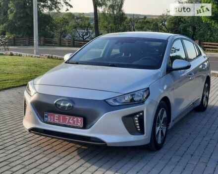 Сірий Хендай Ioniq, об'ємом двигуна 0 л та пробігом 106 тис. км за 12999 $, фото 1 на Automoto.ua