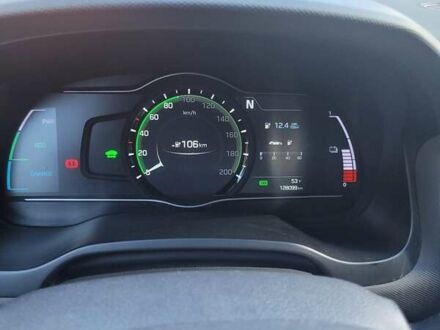 Хендай Ioniq 2018 в Борисполе на Automoto.ua Серый Хендай Ioniq, объемом двигателя 0 л и пробегом 128 тыс. км за 13700 $, фото 1 на Automoto.ua