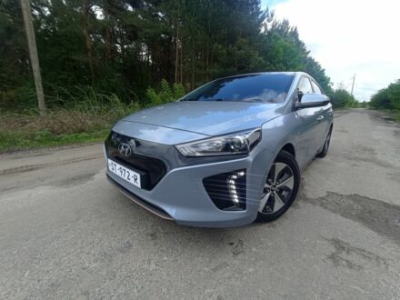 Сірий Хендай Ioniq, об'ємом двигуна 0 л та пробігом 115 тис. км за 13450 $, фото 1 на Automoto.ua