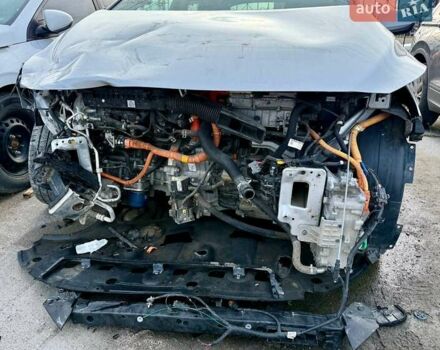 Серый Хендай Ioniq, объемом двигателя 1.6 л и пробегом 129 тыс. км за 7900 $, фото 1 на Automoto.ua