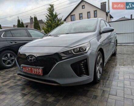 Серый Хендай Ioniq, объемом двигателя 0 л и пробегом 136 тыс. км за 12600 $, фото 1 на Automoto.ua