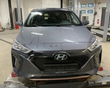 Серый Хендай Ioniq, объемом двигателя 0 л и пробегом 87 тыс. км за 11800 $, фото 1 на Automoto.ua