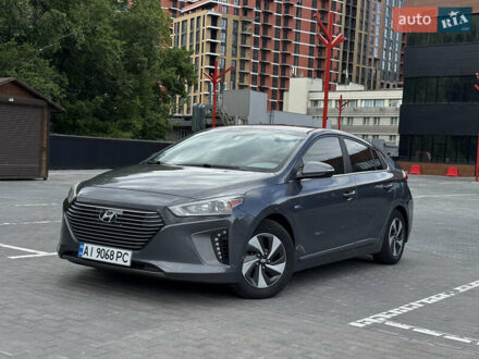 Хендай Ioniq 2018 в Киеве на Automoto.ua Серый Хендай Ioniq, объемом двигателя 1.58 л и пробегом 80 тыс. км за 14899 $, фото 1 на Automoto.ua