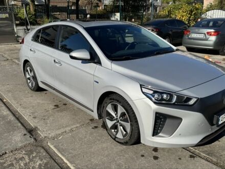 Серый Хендай Ioniq, объемом двигателя 0 л и пробегом 182 тыс. км за 15550 $, фото 1 на Automoto.ua