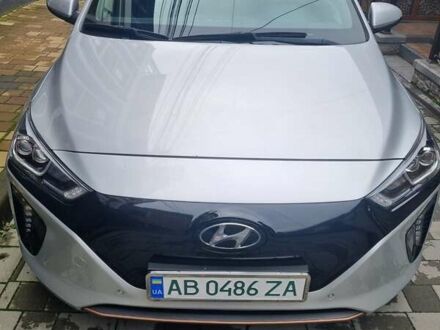 Хендай Ioniq 2018 в Виннице на Automoto.ua Серый Хендай Ioniq, объемом двигателя 0 л и пробегом 93 тыс. км за 15300 $, фото 1 на Automoto.ua