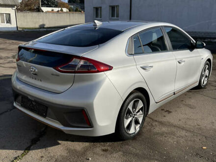 Сірий Хендай Ioniq, об'ємом двигуна 0 л та пробігом 121 тис. км за 12800 $, фото 1 на Automoto.ua
