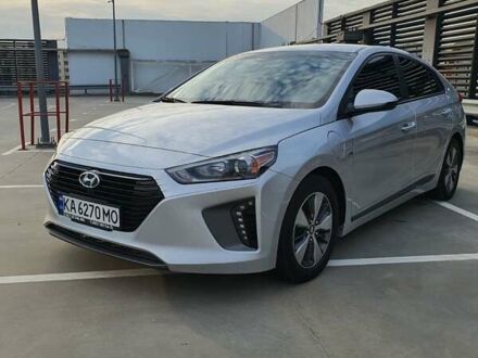 Хендай Ioniq 2019 в Киеве на Automoto.ua Серый Хендай Ioniq, объемом двигателя 1.58 л и пробегом 51 тыс. км за 18300 $, фото 1 на Automoto.ua
