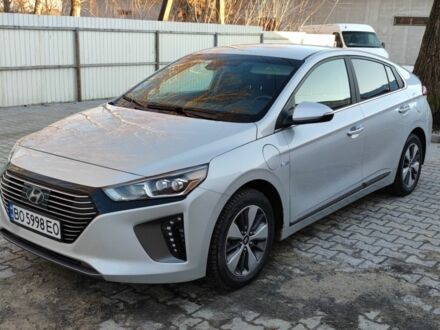 Сірий Хендай Ioniq, об'ємом двигуна 0.16 л та пробігом 59 тис. км за 15500 $, фото 1 на Automoto.ua