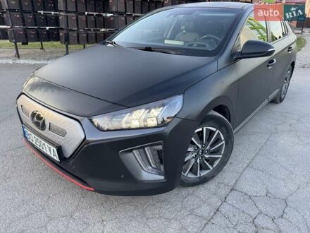 Хендай Ioniq 2019 в Тернополе на Automoto.ua Серый Хендай Ioniq, объемом двигателя 0 л и пробегом 77 тыс. км за 16800 $, фото 1 на Automoto.ua