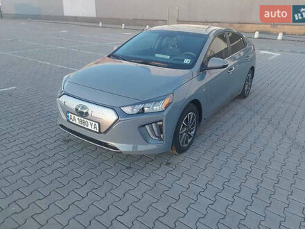 Серый Хендай Ioniq, объемом двигателя 0 л и пробегом 45 тыс. км за 17300 $, фото 1 на Automoto.ua