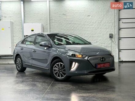 Хендай Ioniq 2021 в Луцке на Automoto.ua Серый Хендай Ioniq, объемом двигателя 0 л и пробегом 35 тыс. км за 17779 $, фото 1 на Automoto.ua