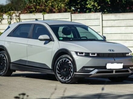 Серый Хендай Ioniq, объемом двигателя 0 л и пробегом 56 тыс. км за 15500 $, фото 1 на Automoto.ua