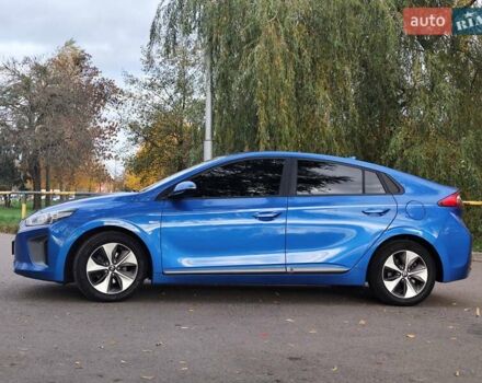 Синий Хендай Ioniq, объемом двигателя 0 л и пробегом 184 тыс. км за 11200 $, фото 12 на Automoto.ua