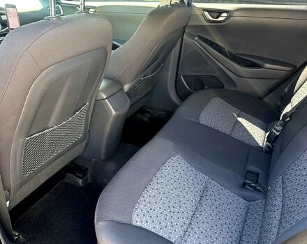 Синий Хендай Ioniq, объемом двигателя 0 л и пробегом 160 тыс. км за 11500 $, фото 10 на Automoto.ua