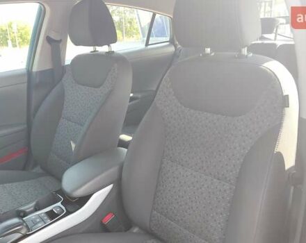 Синий Хендай Ioniq, объемом двигателя 0 л и пробегом 152 тыс. км за 12300 $, фото 21 на Automoto.ua