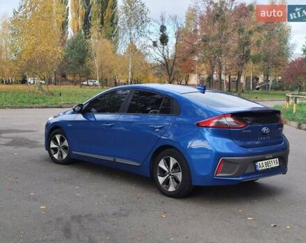 Синий Хендай Ioniq, объемом двигателя 0 л и пробегом 184 тыс. км за 11200 $, фото 10 на Automoto.ua