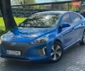 Синий Хендай Ioniq, объемом двигателя 0 л и пробегом 104 тыс. км за 11500 $, фото 1 на Automoto.ua