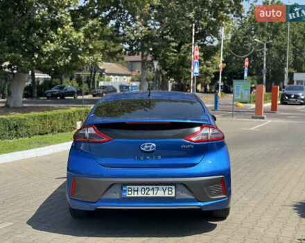 Синий Хендай Ioniq, объемом двигателя 0 л и пробегом 178 тыс. км за 11500 $, фото 3 на Automoto.ua