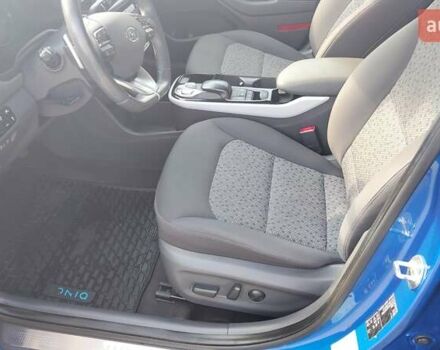 Синий Хендай Ioniq, объемом двигателя 0 л и пробегом 152 тыс. км за 12300 $, фото 20 на Automoto.ua