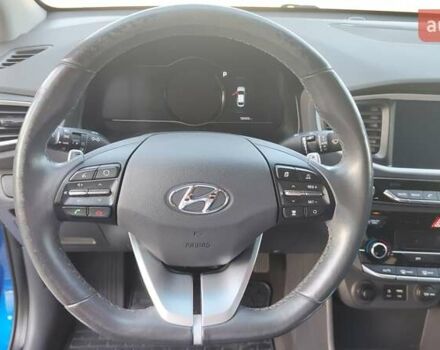 Синий Хендай Ioniq, объемом двигателя 0 л и пробегом 152 тыс. км за 12300 $, фото 23 на Automoto.ua