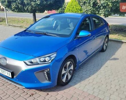Синий Хендай Ioniq, объемом двигателя 0 л и пробегом 152 тыс. км за 12300 $, фото 1 на Automoto.ua