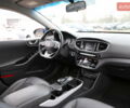 Синий Хендай Ioniq, объемом двигателя 0 л и пробегом 220 тыс. км за 9900 $, фото 12 на Automoto.ua