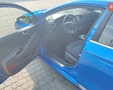 Синий Хендай Ioniq, объемом двигателя 0 л и пробегом 152 тыс. км за 12300 $, фото 19 на Automoto.ua