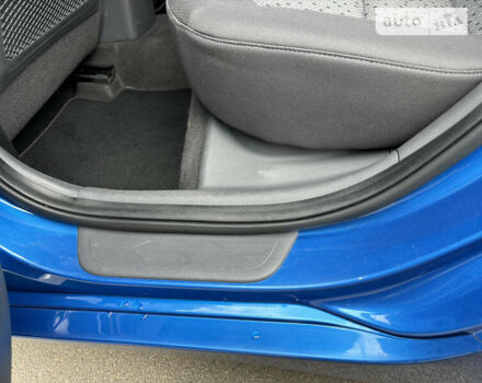 Синій Хендай Ioniq, об'ємом двигуна 0 л та пробігом 115 тис. км за 13450 $, фото 13 на Automoto.ua