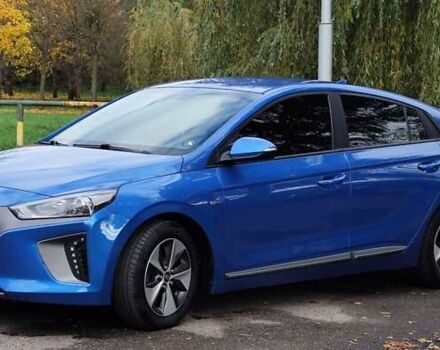 Синий Хендай Ioniq, объемом двигателя 0 л и пробегом 184 тыс. км за 11200 $, фото 9 на Automoto.ua
