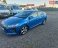 Синий Хендай Ioniq, объемом двигателя 0 л и пробегом 142 тыс. км за 10600 $, фото 1 на Automoto.ua