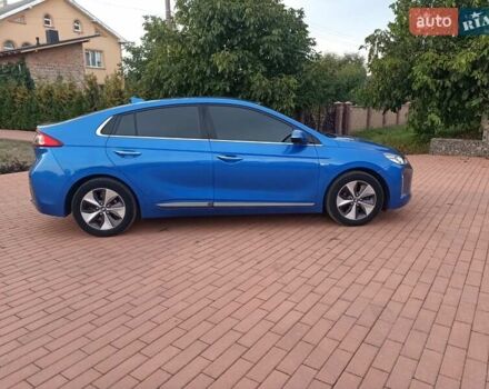Синий Хендай Ioniq, объемом двигателя 0 л и пробегом 84 тыс. км за 12950 $, фото 28 на Automoto.ua