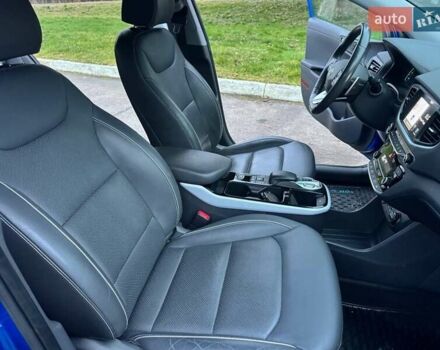 Синий Хендай Ioniq, объемом двигателя 0 л и пробегом 81 тыс. км за 13000 $, фото 9 на Automoto.ua