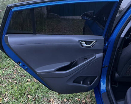 Синий Хендай Ioniq, объемом двигателя 0 л и пробегом 125 тыс. км за 14000 $, фото 15 на Automoto.ua