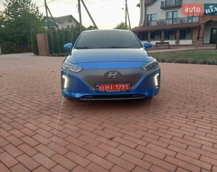 Синий Хендай Ioniq, объемом двигателя 0 л и пробегом 84 тыс. км за 12950 $, фото 21 на Automoto.ua