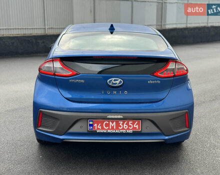 Синий Хендай Ioniq, объемом двигателя 0 л и пробегом 90 тыс. км за 13000 $, фото 3 на Automoto.ua