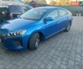 Синий Хендай Ioniq, объемом двигателя 0 л и пробегом 142 тыс. км за 10600 $, фото 2 на Automoto.ua