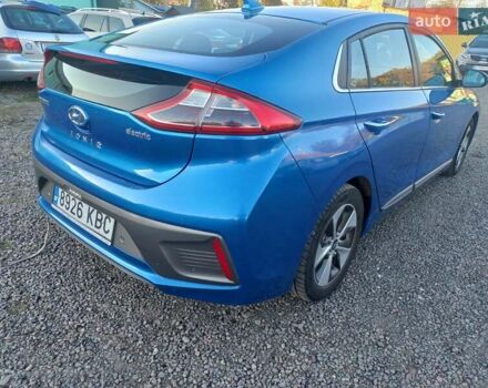 Синий Хендай Ioniq, объемом двигателя 0 л и пробегом 142 тыс. км за 10600 $, фото 8 на Automoto.ua